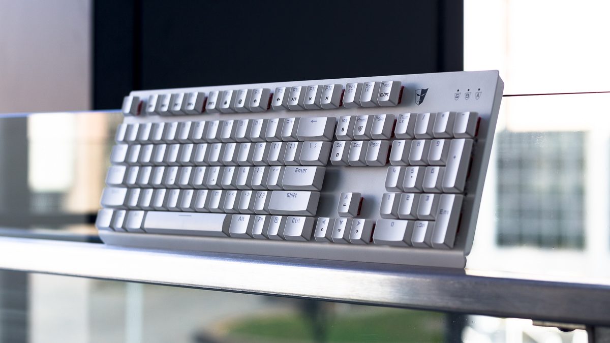 Tesoro Gram Spectrum review: slim and classy